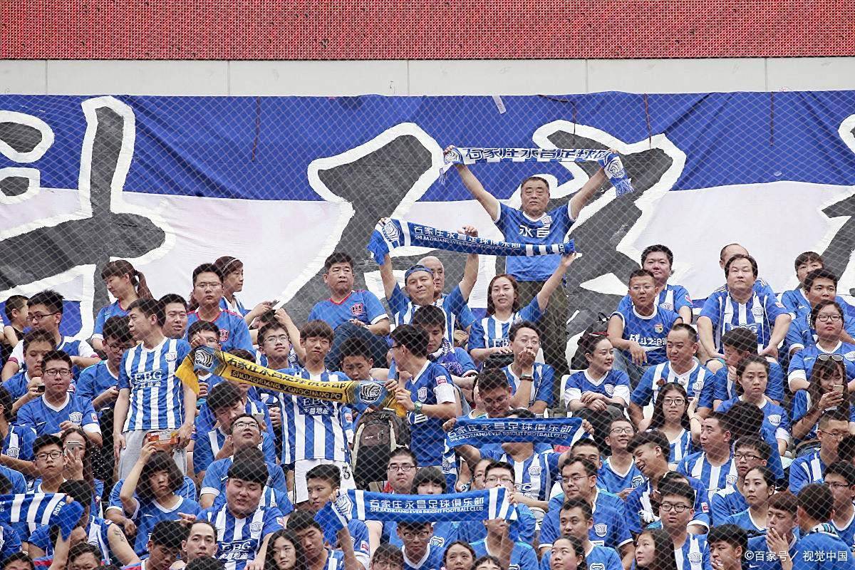 亚冠赛后走向成谜，上海申花门线救险，媒体盛赞，年轻球员得到机会的简单介绍